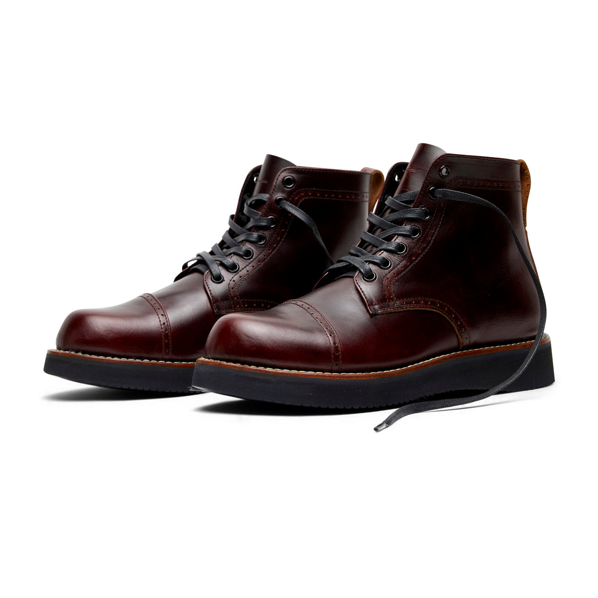 A pair of Aaron men's brown cap toe silhouette boots from the Broken Homme collection, showcased on a white background.